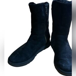 Unique Mismatched Black Suede UGGS (See Description)